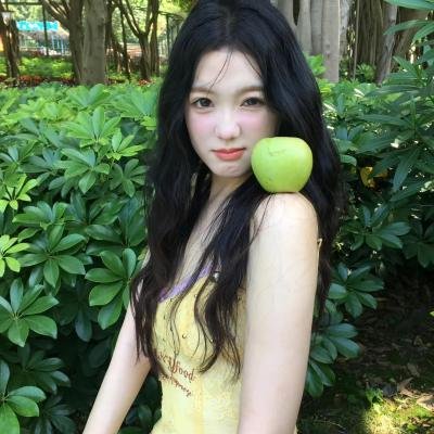 赤裸的美奈子